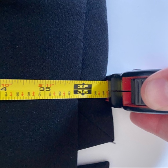 Badgley Mischka Black Long Sleeve w/Lace Detail -8. Fits more like a 6. - Picture 2 of 7